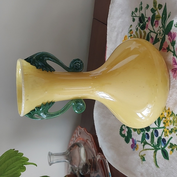 Murano yellow vase with 2 handles in green glass Redwing style - Picture 11 of 11